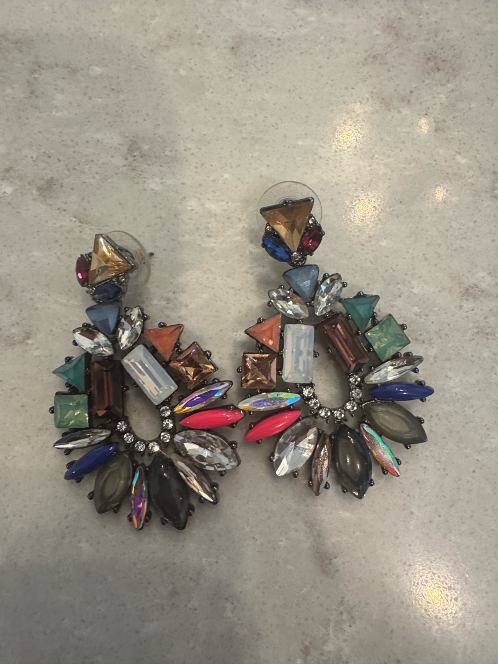Stella & Dot expired jewelry lot. - Picture 4 of 5